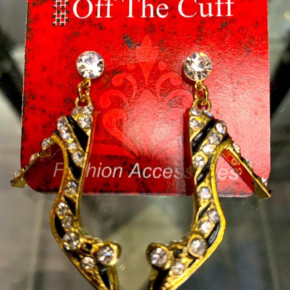 Ladies pierced earrings